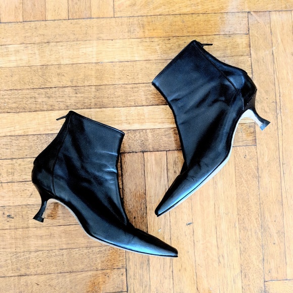 Manolo Blahnik Shoes - Manolo Blahnik black ankle booties